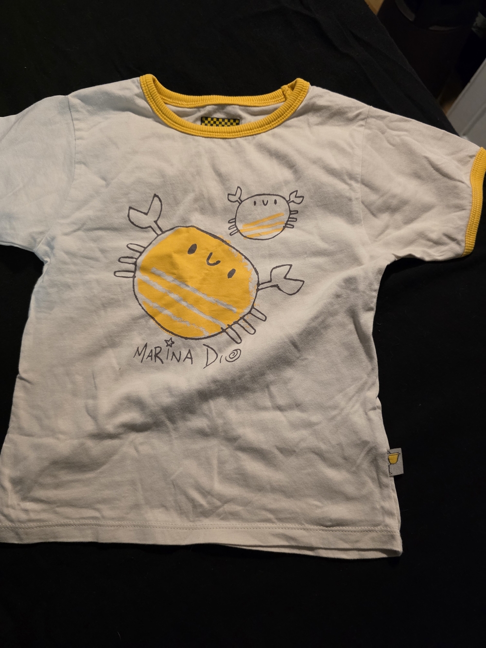MARINA White Tee with Yellow Crab Graphic and Trim18-24mois Souris Mini